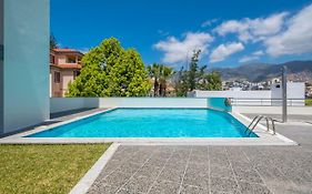 Miramar Apartment With Pool By Hr Madeira